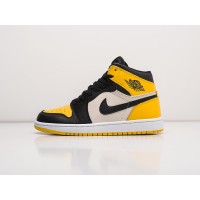 Кроссовки NIKE Air JORDAN 1 Mid цвет Желтый арт. 28107