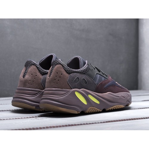 Кроссовки ADIDAS Yeezy Boost 700 цвет Коричневый арт. 12670