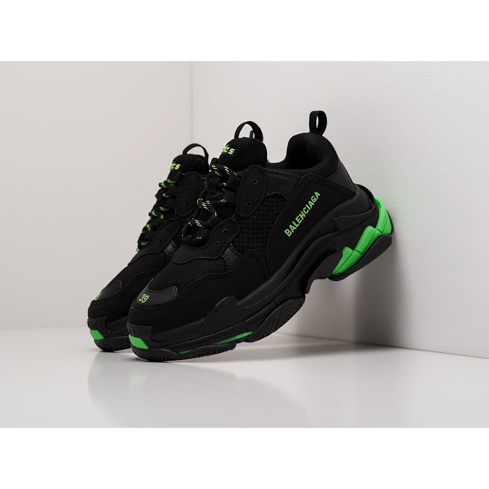 Кроссовки BALENCIAGA Triple S цвет Черный арт. 24661