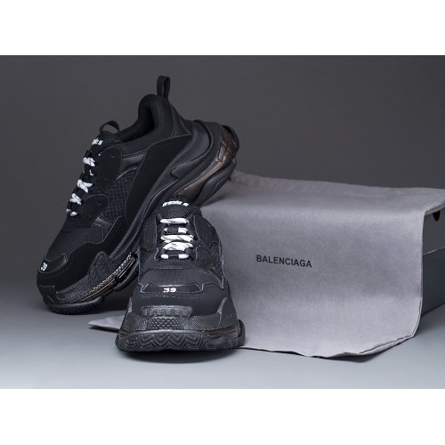 Кроссовки BALENCIAGA Triple S Сlear Sole цвет Черный арт. 15980